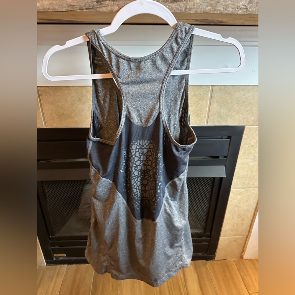 Workout sports tank